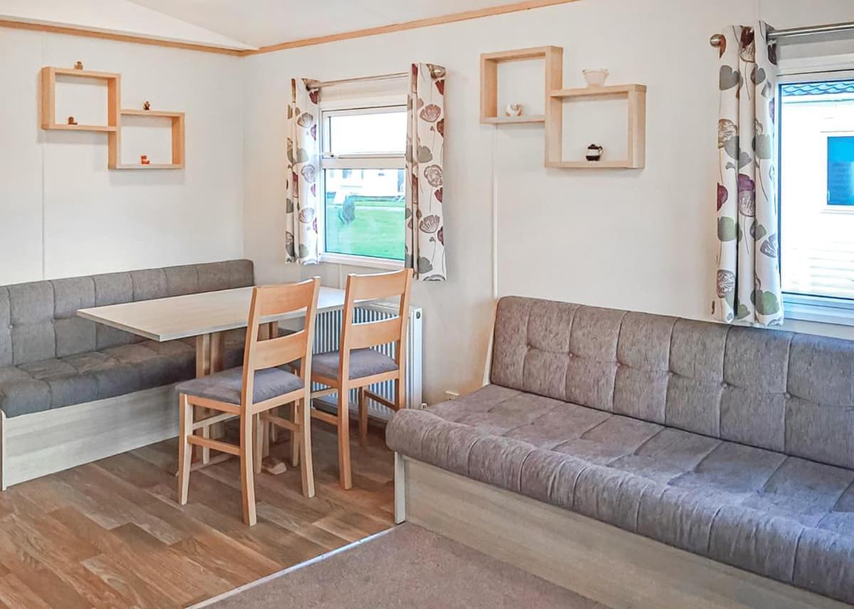 Tollerton Holiday Park Huby Экстерьер фото